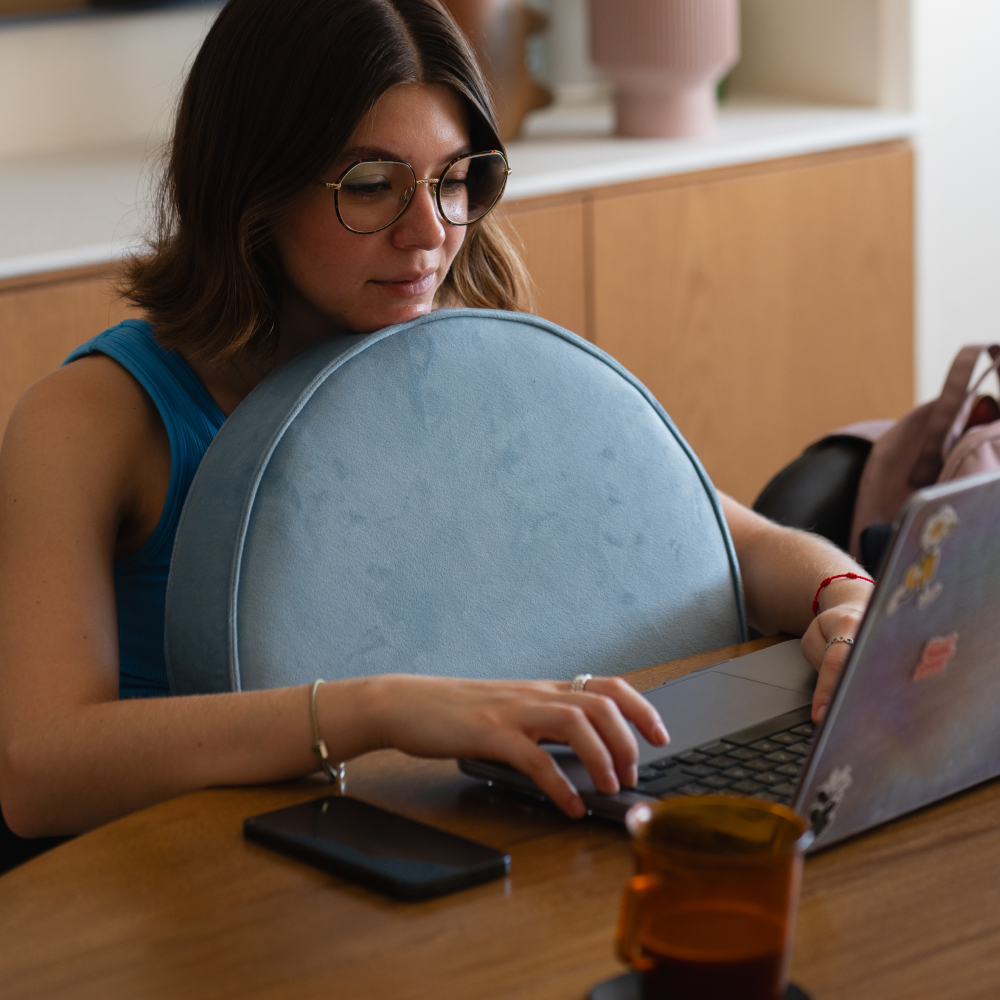 Image from products-gallery metafield